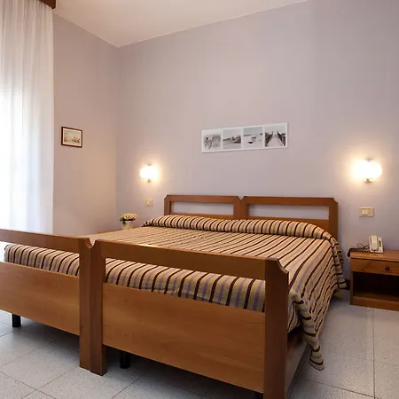 Eugenia 3* Lido di Jesolo